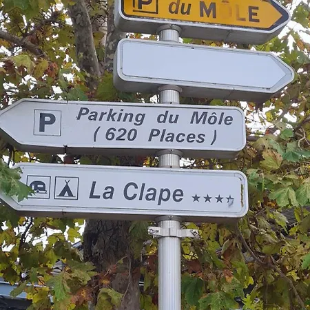 公寓 Chic Climatise Avec Vue Et Piscine A 100m Du Mole